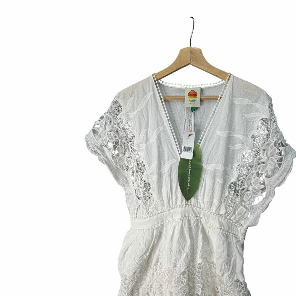 NWT FARM Rio Off-White Richelier Midi DressTextured V-Neck Top medium graduation - Picture 3 of 8